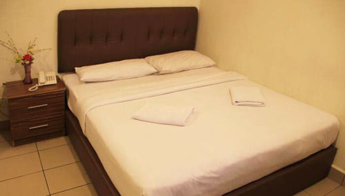 קוטה קינבלו One Hotel Sadong Jaya מראה חיצוני תמונה